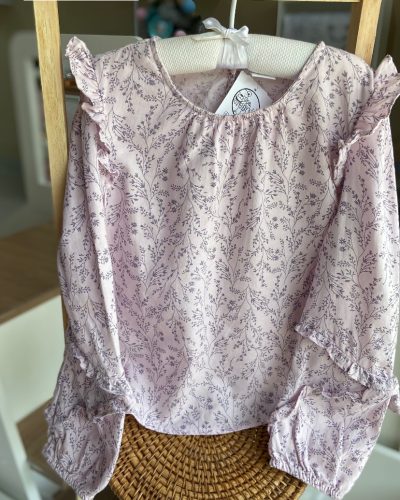 Bata Lilás Floral GAP Tamanho 8