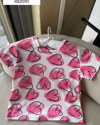 Blusa Manga Curta Corações Tamanho 23