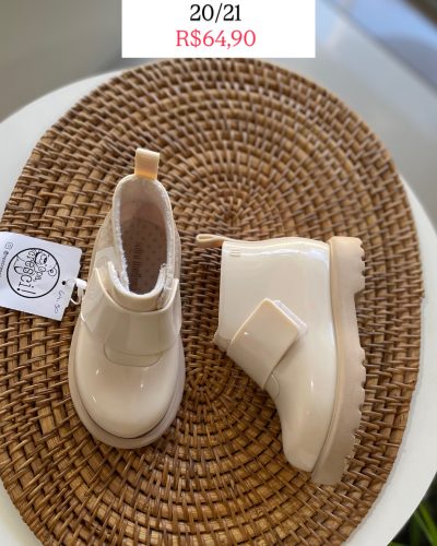 Bota Mini Melissa Tamanho 20 21