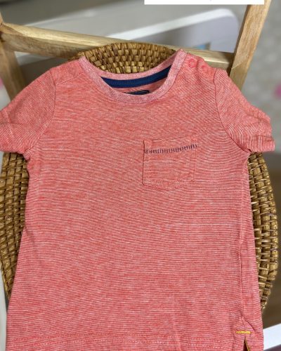 Camiseta importada Tamanho 6 9 meses