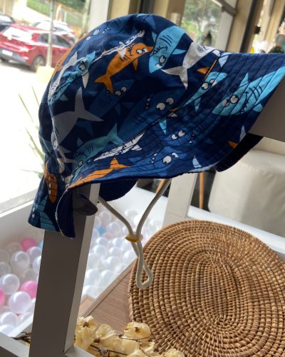 Chapéu Tubarão Praia Tamanho 9 12 meses