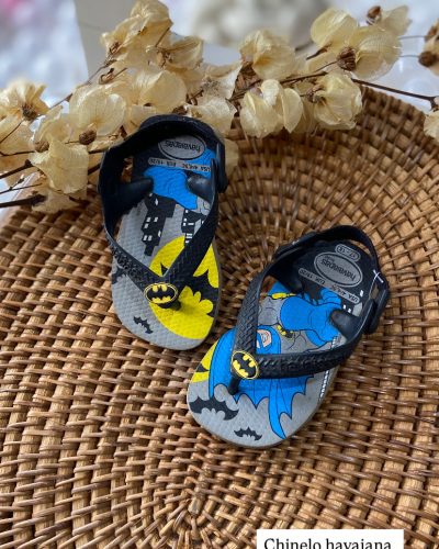 Chinelo Havaianas Batman Tamanho 17-18