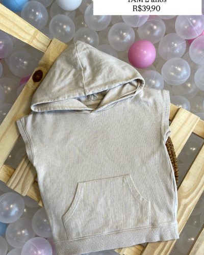 Colete com Capuz Despojado Baby Club Tamanho 2