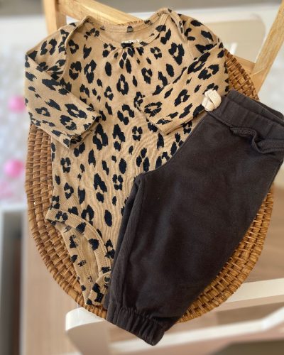 Conjunto tigrado Carter'S Tamanho 3 meses