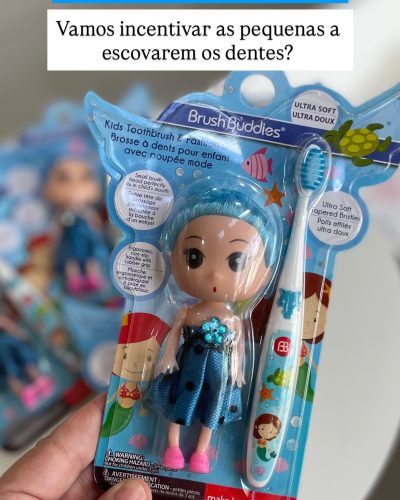 Kit Escova de Dentes + Boneca Brush Buddies azul
