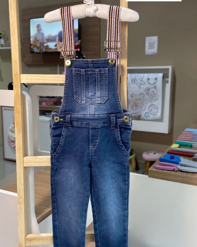 Macacão jeans Clube do Dino Tamanho 2 anos