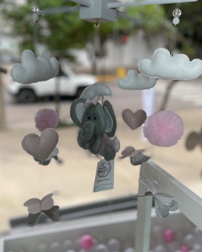 Mobile Elefante Nuvens