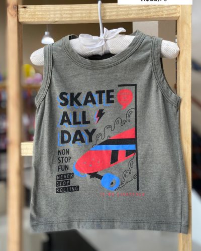 Regata verde escuro Tamanho 2 anos