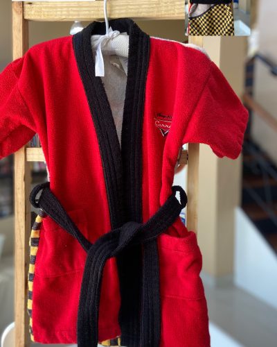 Roupão atoalhado Carros Tamanho 2 3 anos