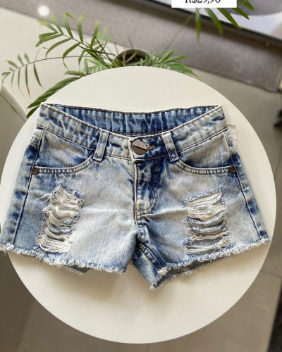 Shorts jeans Tamanho 4 anos