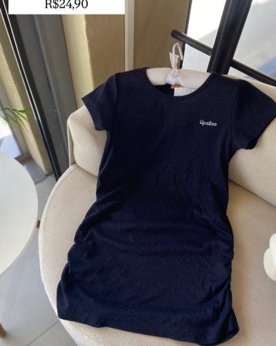 Vestido Preto com Brilho Tamanho 6